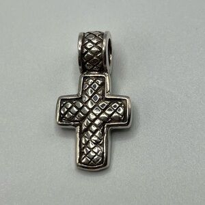Vintage Celtic 925 sterling silver cross. Used